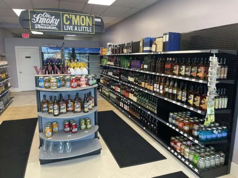 Jesses Liquor Store Inside Pic